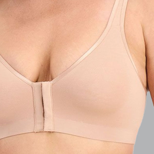 Front close-up of the Berlei YWKX post-surgery bra showing the medium cleavage not fully encapsulating a larger breast size.