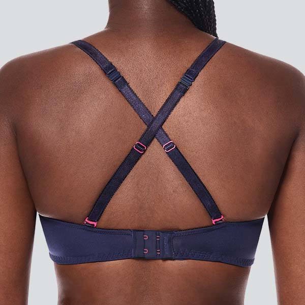 Back of the Amoena Delila padded wireless bra showing the more open shoulder look created by the cross-over strap option.