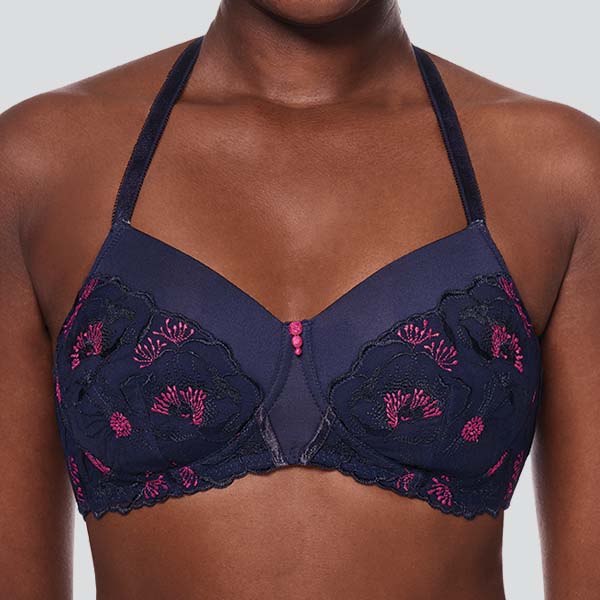 Front of the Amoena Delila padded wireless bra showing the closer to the neck halter neck or cross-over straps.